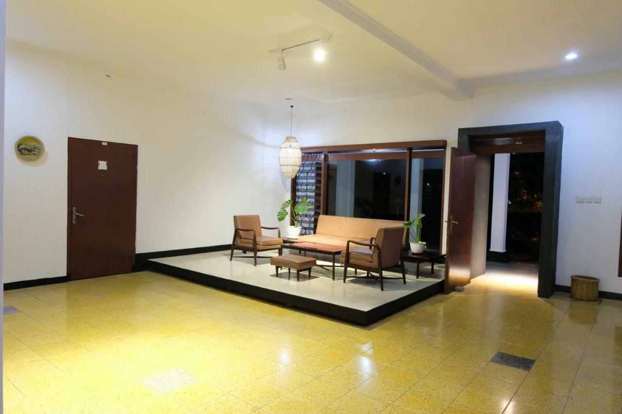 Rarem Bed & Breakfast Bandar Lampung Zewnętrze zdjęcie