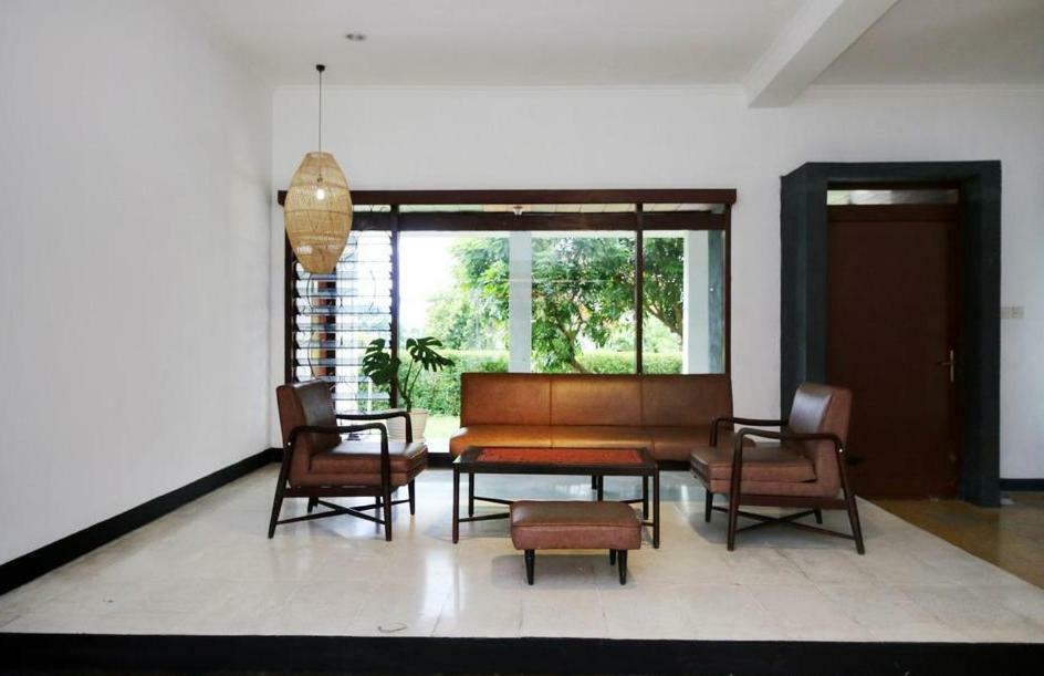 Rarem Bed & Breakfast Bandar Lampung Zewnętrze zdjęcie