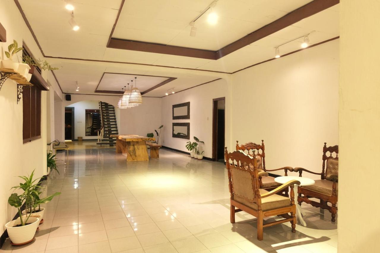 Rarem Bed & Breakfast Bandar Lampung Zewnętrze zdjęcie